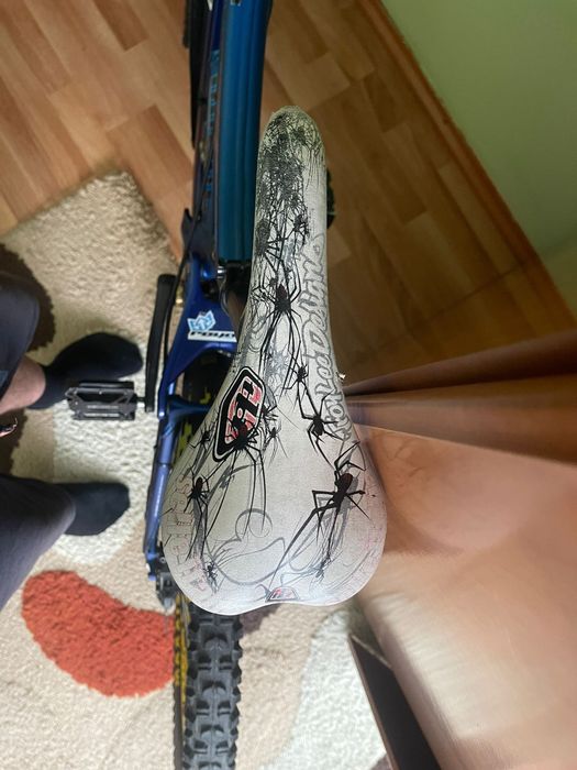 Vand bicicleta mtb downhill Specialized Demo 8