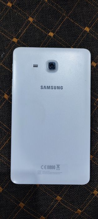 Продам планшет и телефоны комплектом