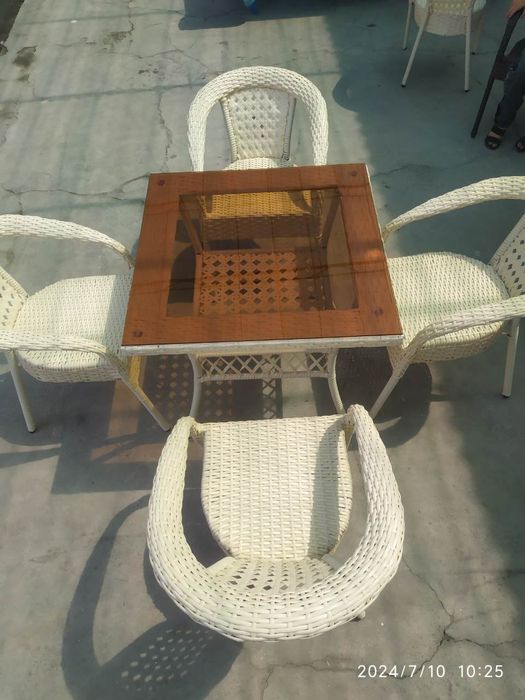 Ratan stol stullar olami