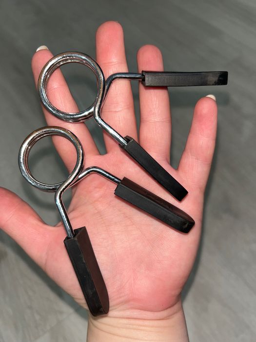 Cleme cu arc pentru bară fitness