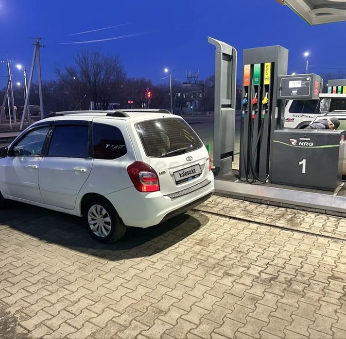 Машина калина 2194