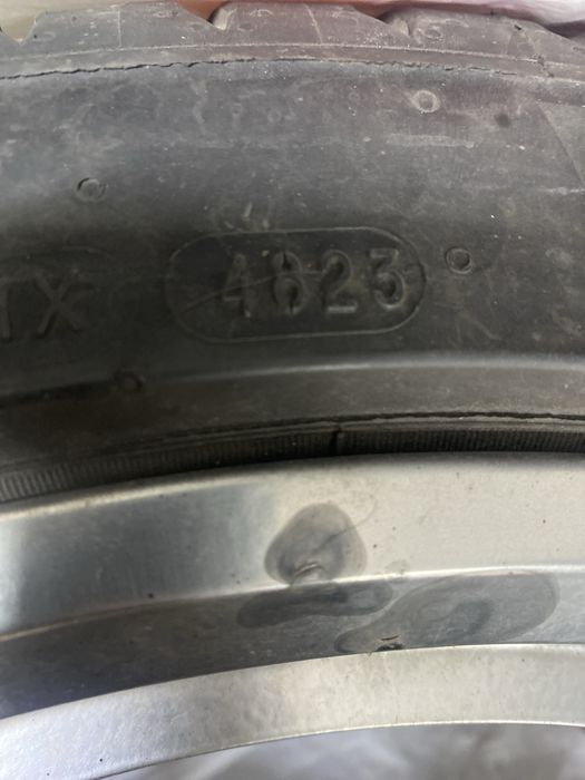 Летние шины Michelin с дисками оригинал Фольксфаген