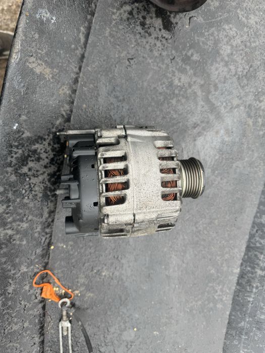 алтернатор за golf 6 1.6 tdi
