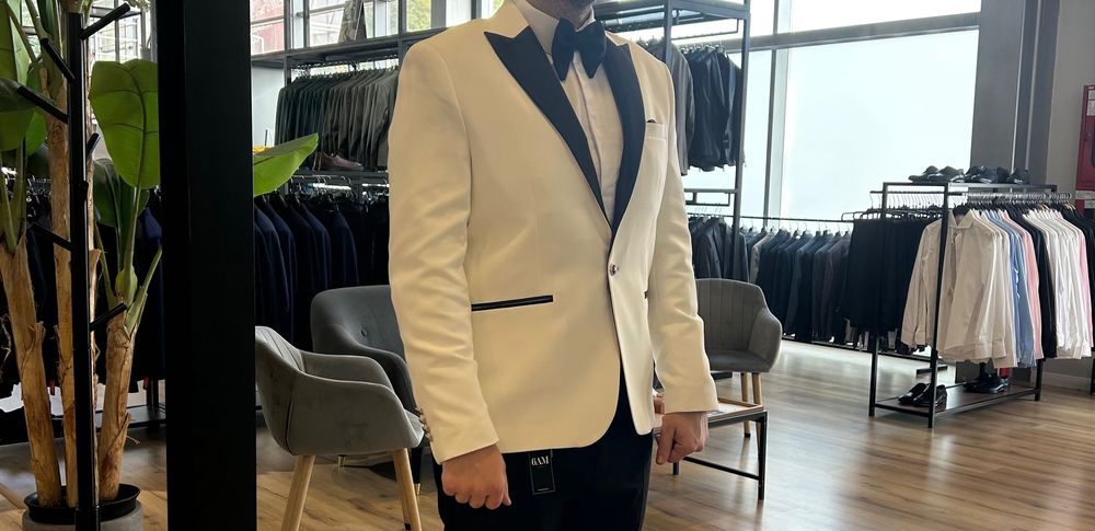 Sacou mire purtat la cununia civila