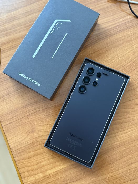 Samsung S25 Ultra nou