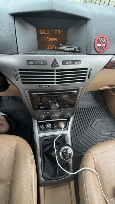 Opel Astra H 2004 Defect