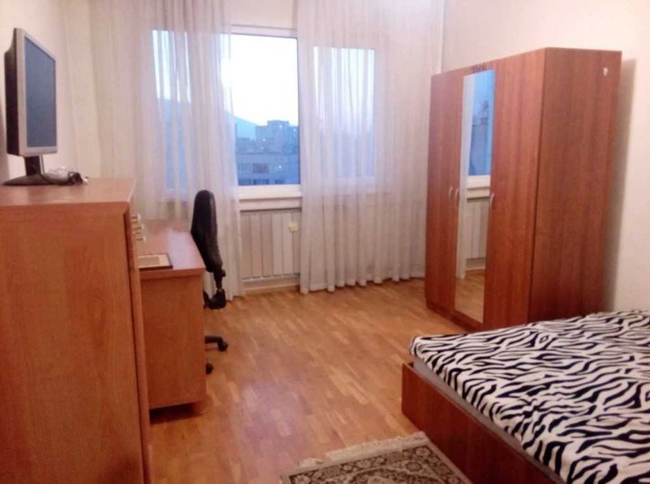 Дава се под наем Тристаен апартамент в София, Младост 3 - 112 кв.м за 765 € - Снимка #1