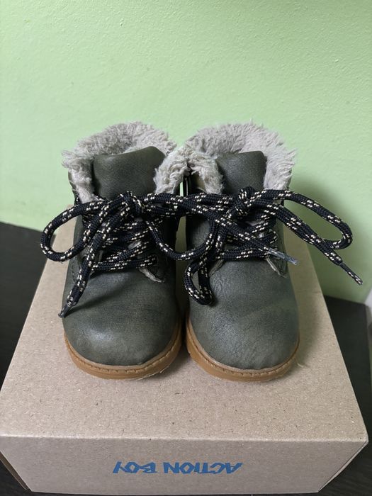 Детски боти за момче