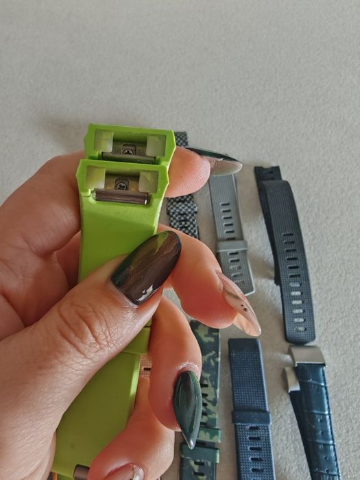 Bratari fit bit charge diferite modele