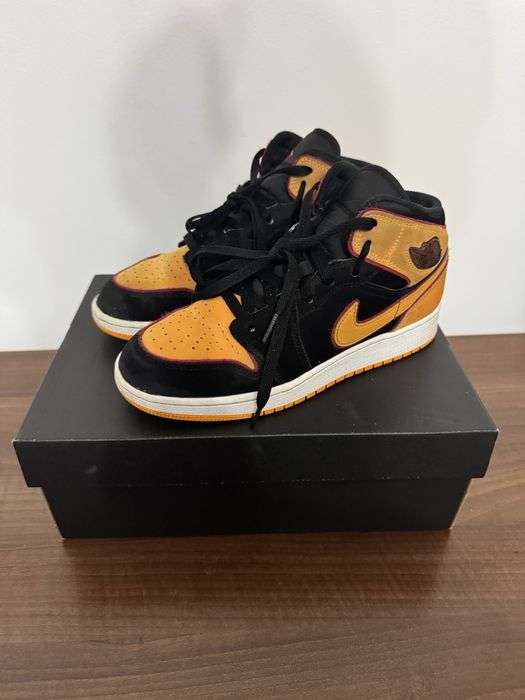 Jordan 1 Fat Tongue Black Orange