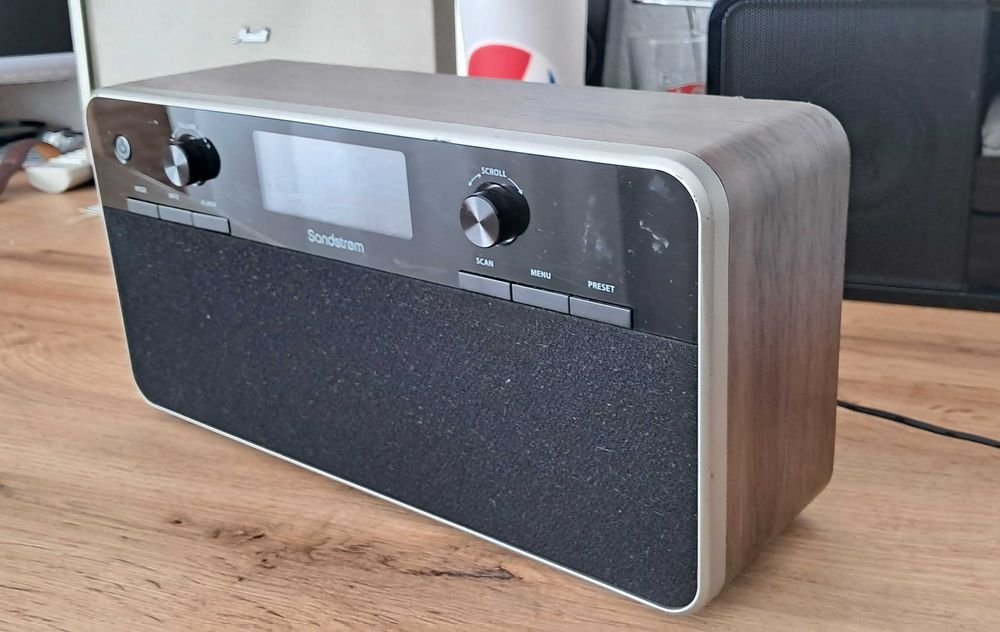 Radio SANDSTROM, Dab +/ FM