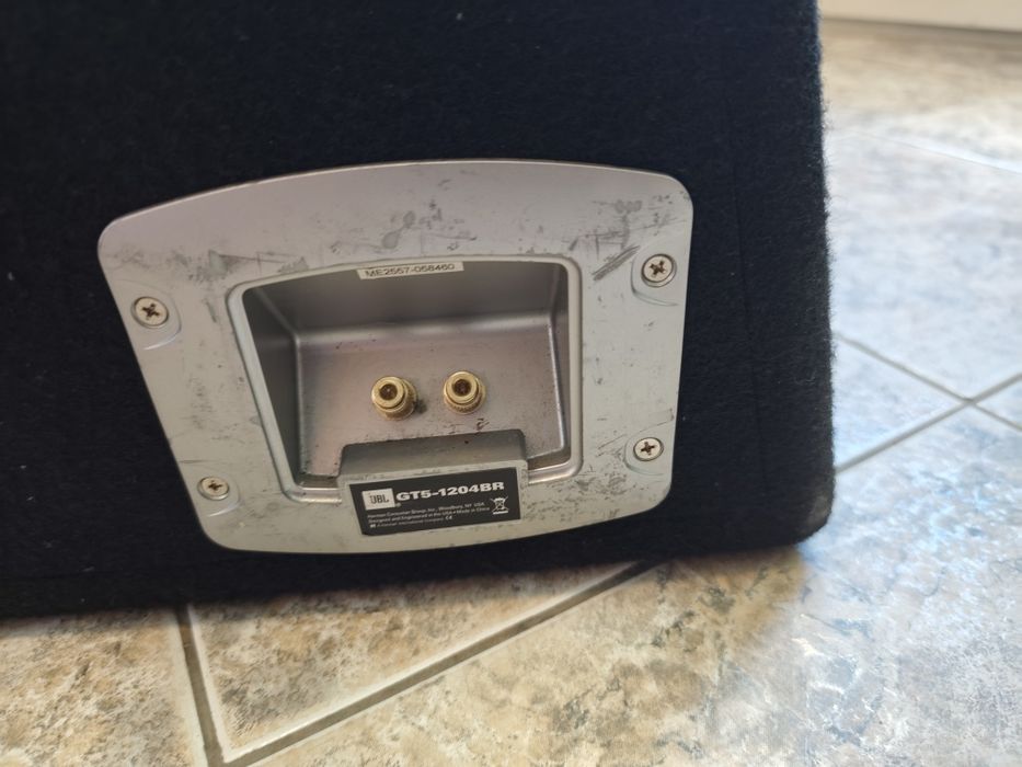 Субуфер JBL GT5-1204BR