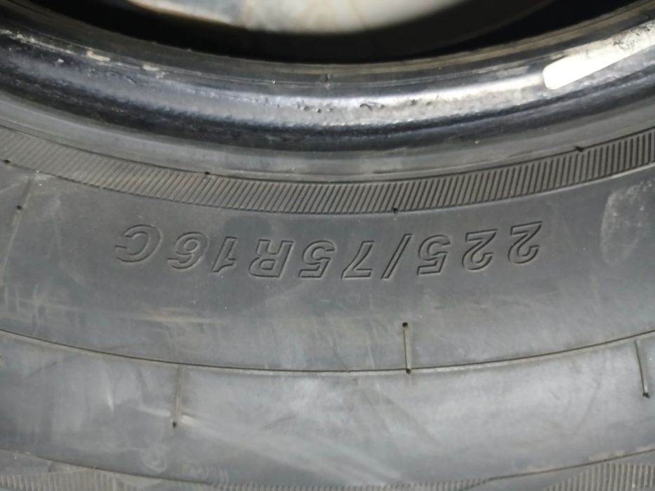 Пайдаланылған авто дөңгелек.