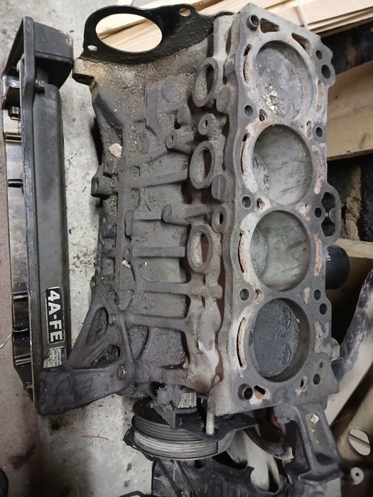 Блок цилиндров в сборе от карина е 4а фе