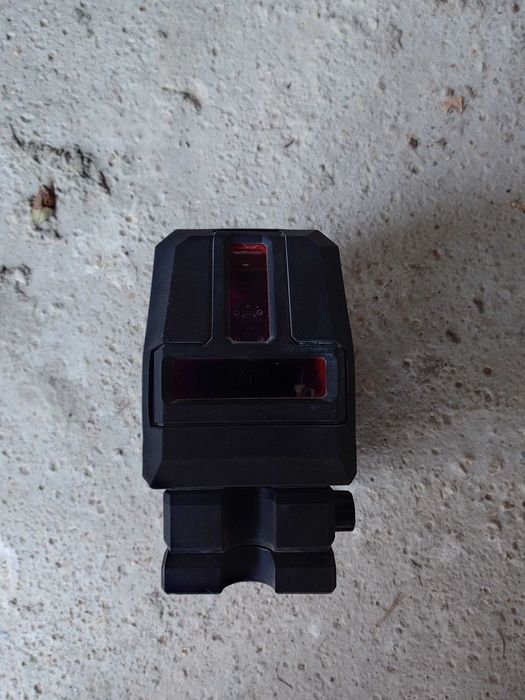 Лазерен нивелир Milwaukee