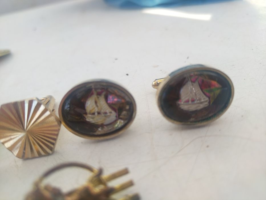 Медали, Ръкавели за риза, игла за вратовръзка