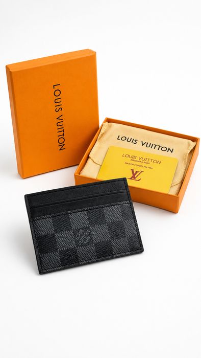 Портфейл/и Картодържач/и Louis Vuitton Gucci Chanel Dior