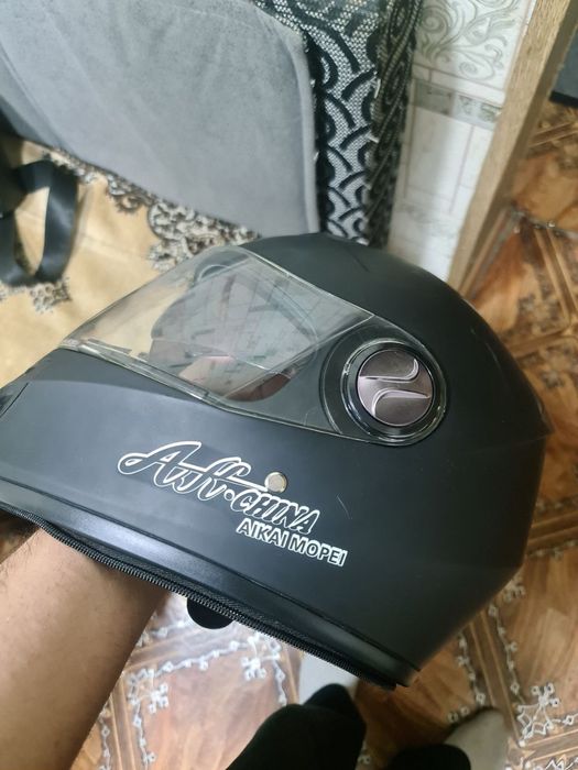 Продам мото-шлем Ak