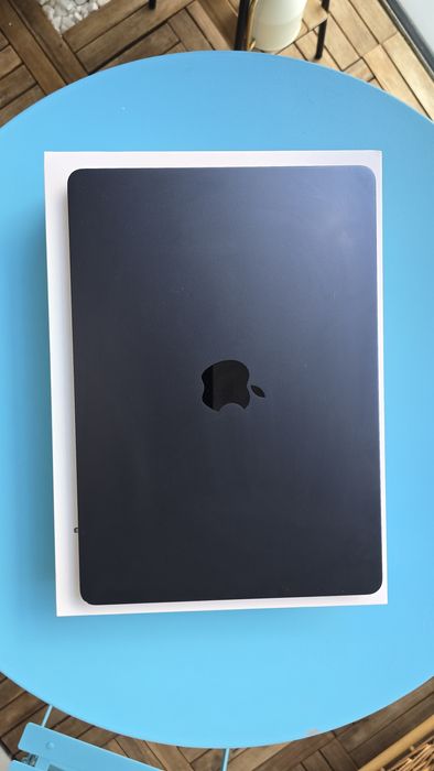 MacBook Air M2 2022

256GB SSD | Baterie 96%

MacBook Air M2 2022

256GB SSD | Baterie 96%