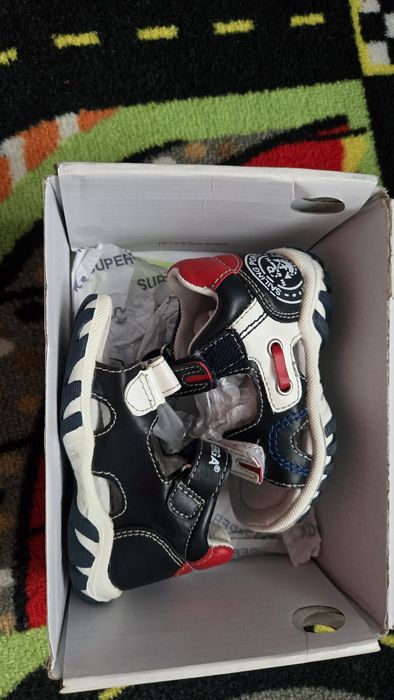 Нови сандали 20 номер