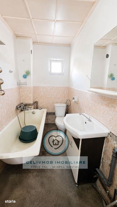 Ploiesti - str. Izvoare - casa 3 camere, beci, CT, utilitati
