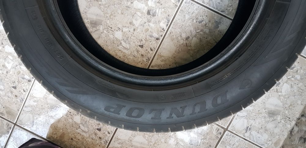 Гуми 235/60/18 Dunlop sportmax