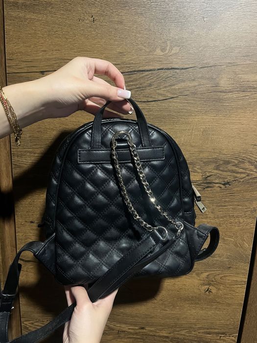 Guess оригинална раница