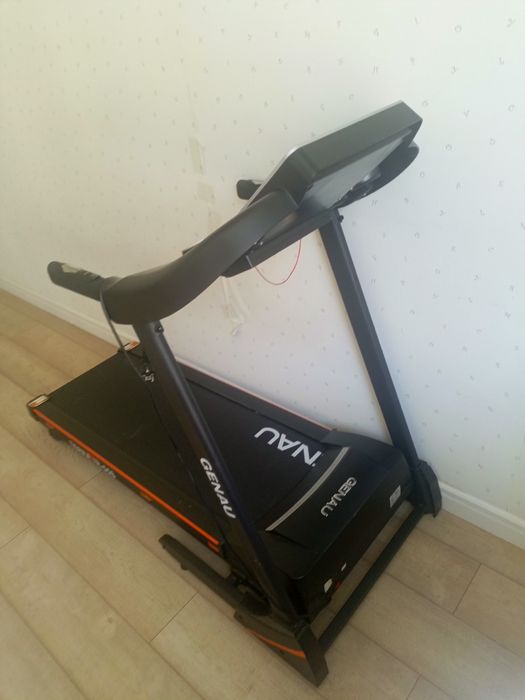 Беговая дорожка genau