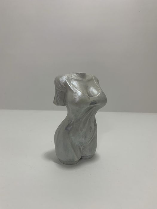 Статуэтки ручной работы