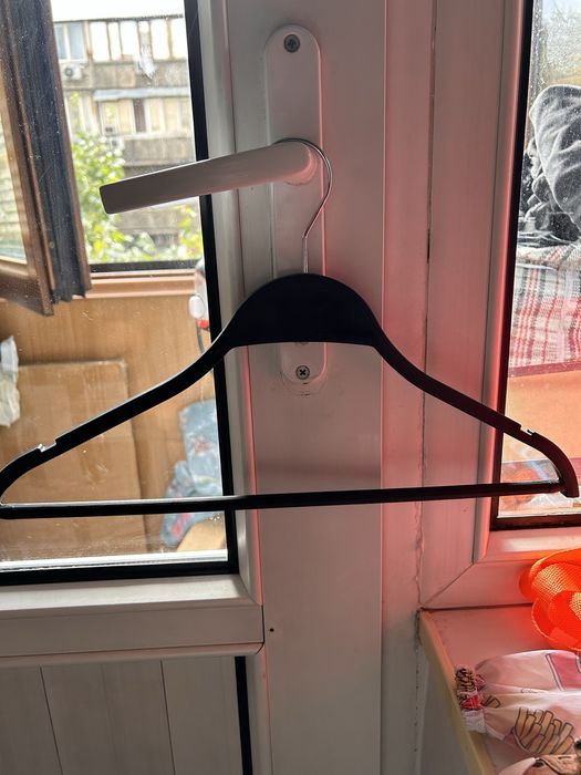 Вешалки для одежды