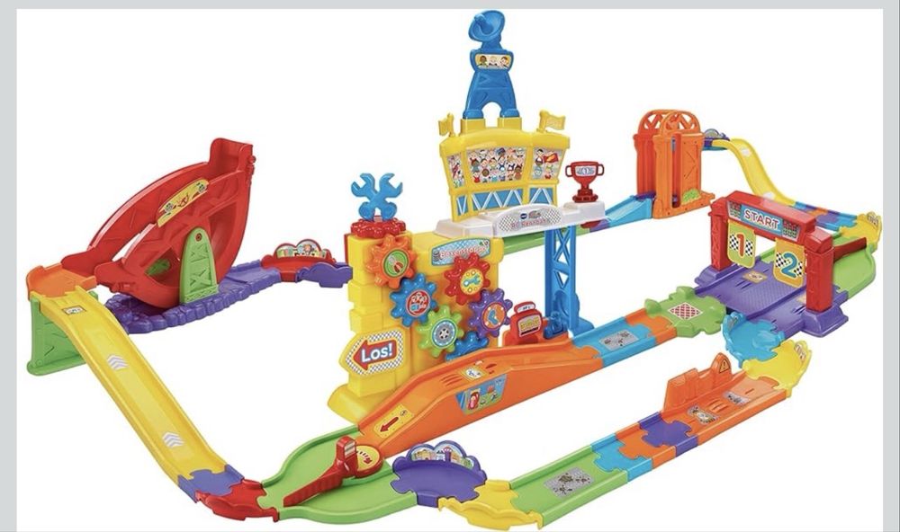 Две големи  vtech писти, полиция, пожарна и музикална кола