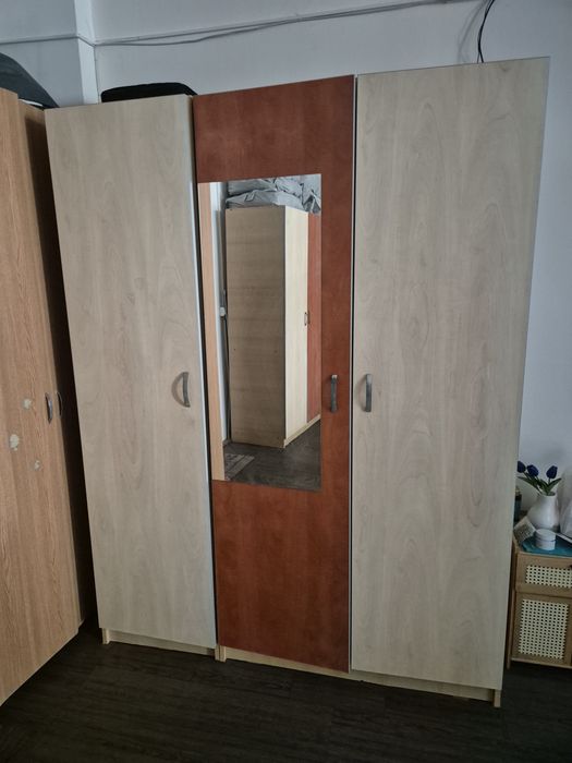 Se vinde tot sau la bucata