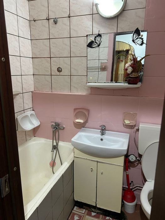 Apartament de inchiriat