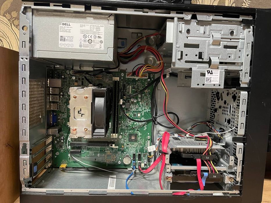 Компьютер с монитором