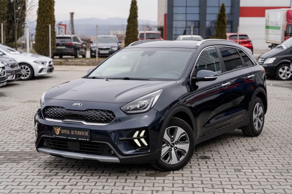 Kia Niro Hybrid, Facelift, Camera marsarier, Asistenta banda si franare, Piele