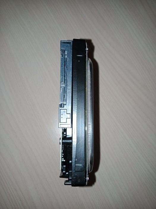 Жёсткий диск "toshiba"