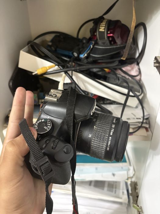 Canon EOS 450D.