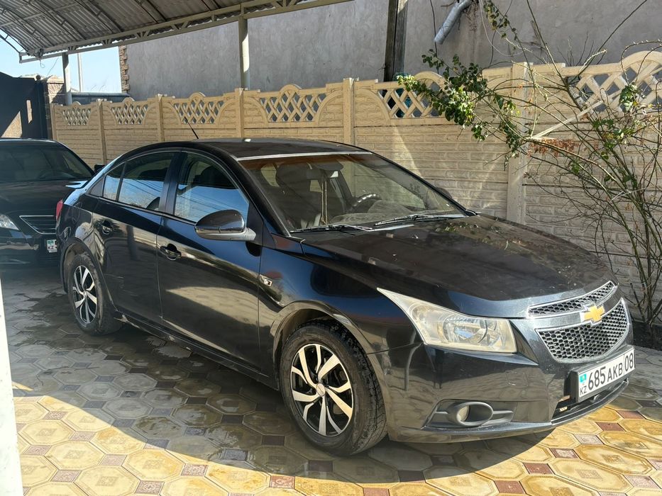 Продам chevrolet cruze 2010 г. в.