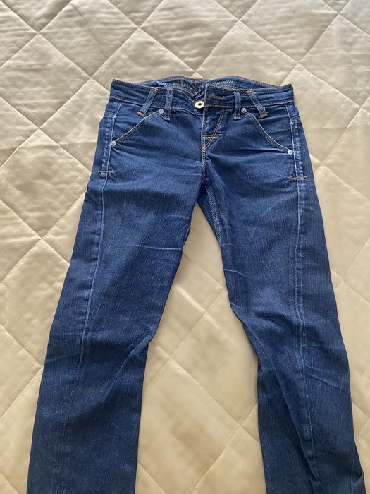 Продам брендовые джинсы