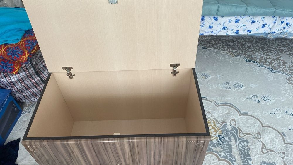 Сундук деревянный