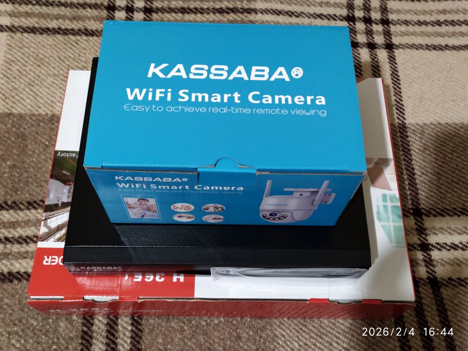 IP цифров комплект за видеонаблюдение + 4MP камера и 10-канален NVR