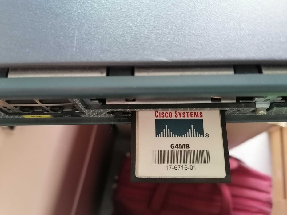 Рутер Cisco 2801