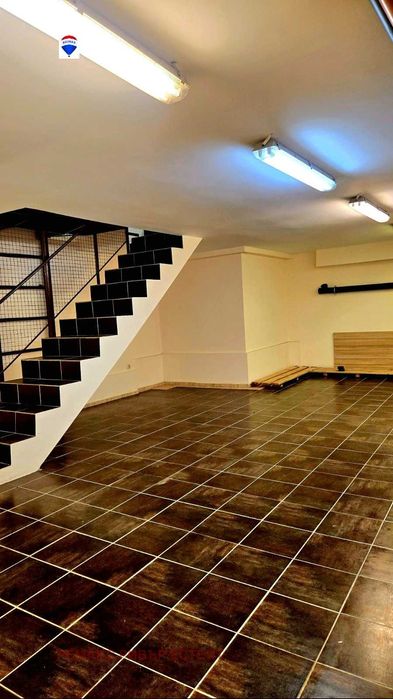 Продава се Офис в Русе, Ялта - 95 кв.м за 481 €/кв.м - Снимка #6