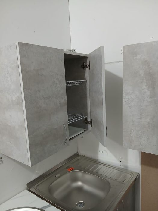 Шкафы для кухни, навесные.