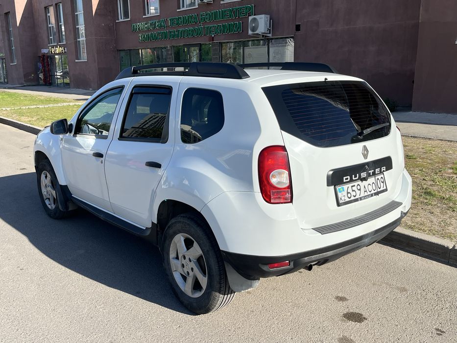 Продам Рено Дастер 2015г.в., объем 1.6