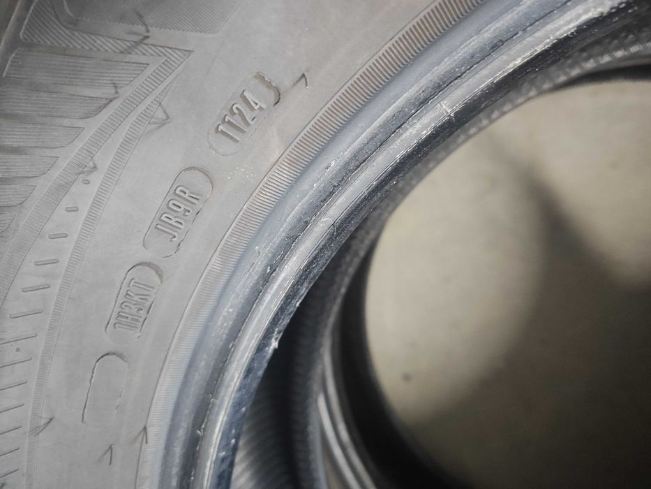 4бр.всесезонни гуми 215/60/17 Goodyear