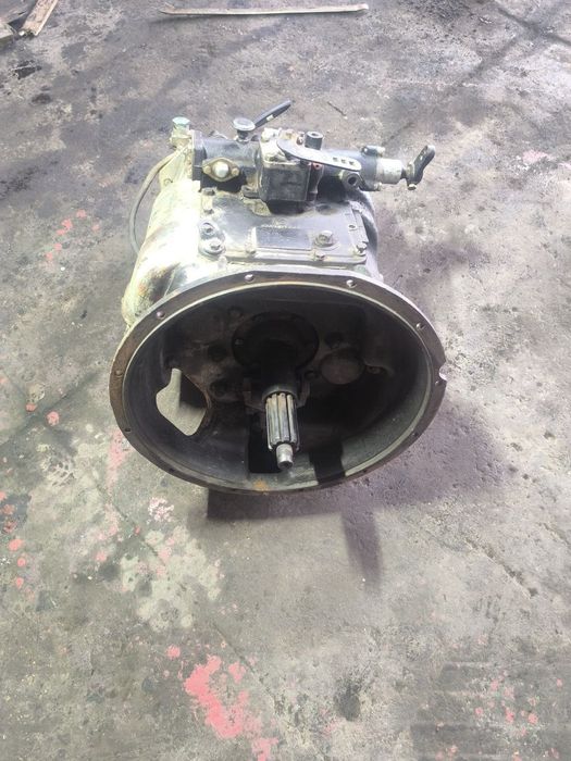 Karopka Shacman 8 talik sotiladi