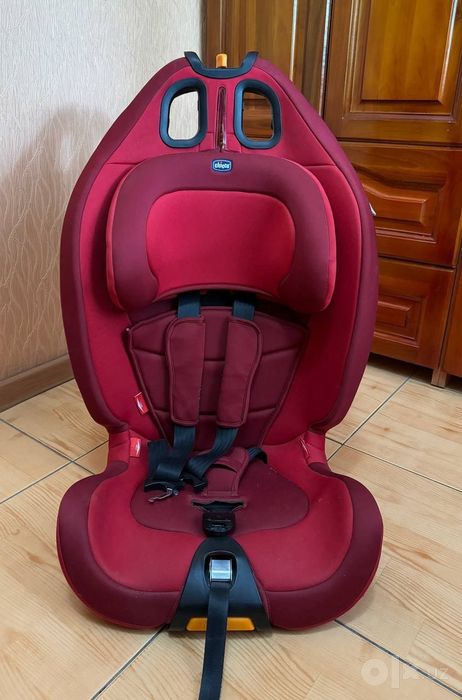 Автрокресло Chicco