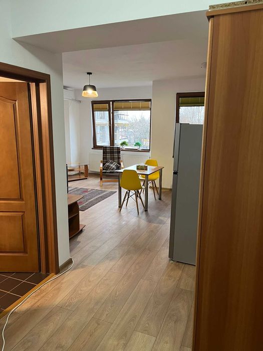 Garsoniera 42mp utili, renovata, metrou N Grigorescu, centrala proprie