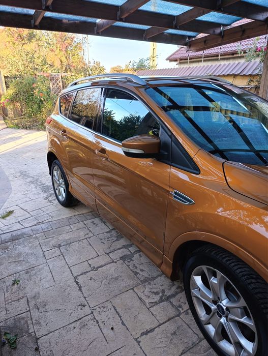 Ford Kuga automat